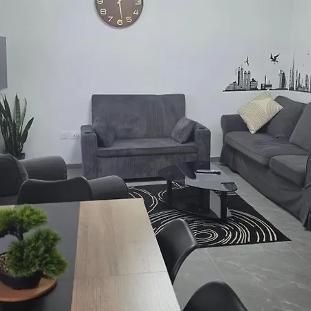 Lejlighed Maison Avec Jardin Et Parking Prive - Proche Centre *