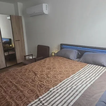 Maison Avec Jardin Et Parking Prive - Proche Centre Apartment